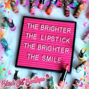 ❤️ 🌼🫦LIP VIBES by Almay🫦🌼 ❤️ Complete Set!